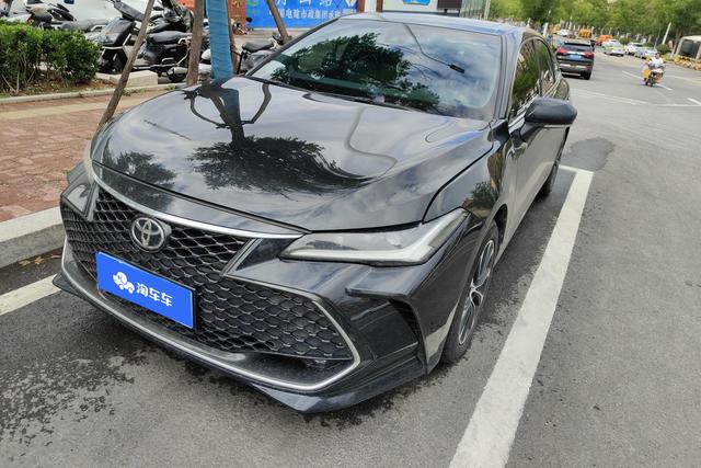 Toyota Avalon 2022 года выпуска