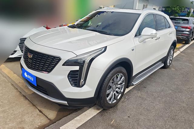Cadillac XT4 2021 года выпуска
