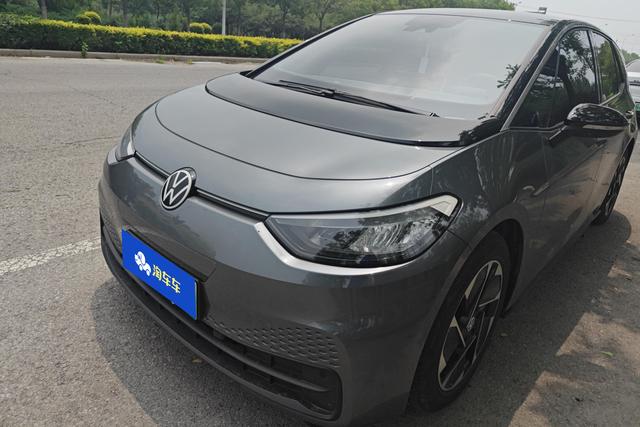 Volkswagen ID.3 2023 года выпуска