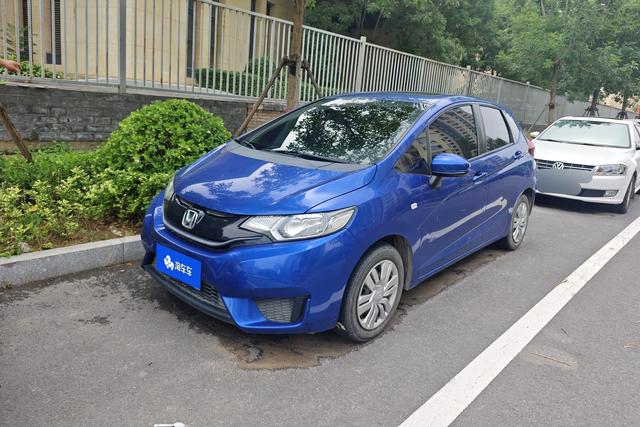 Honda Fit 2016 года выпуска