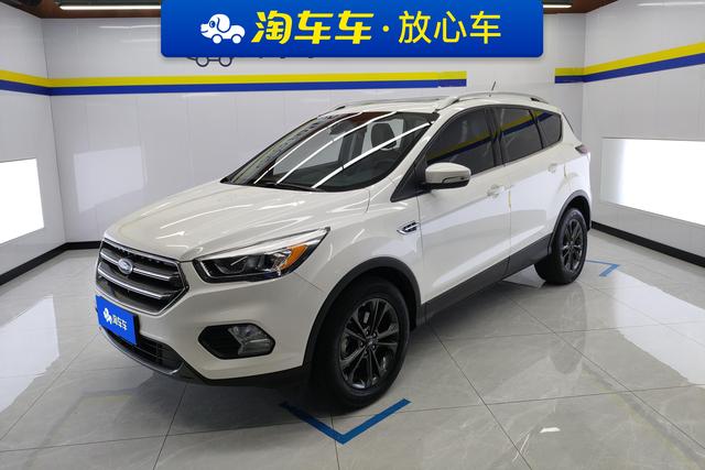 Ford Kuga 2019 года выпуска