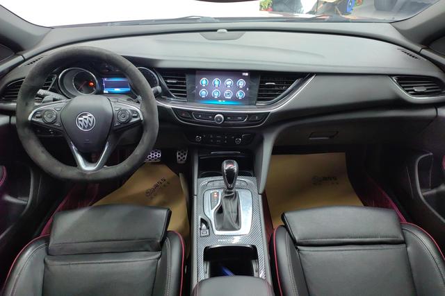 Buick Regal 2019 — фото 12