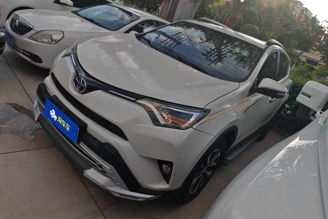 Toyota RAV 4 2019 года выпуска
