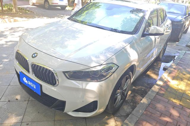 BMW X2 2021 года выпуска