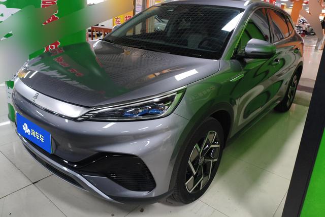 BYD Yuan 2023 года выпуска