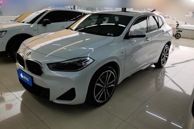 BMW X2 2021 года выпуска