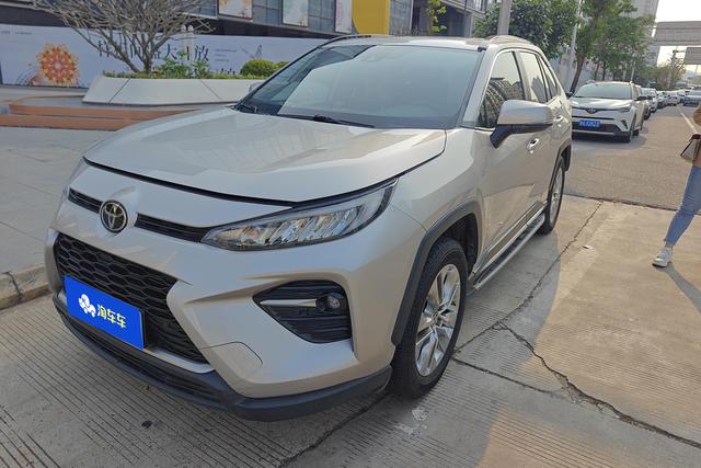 Toyota RAV 4 2020 года выпуска