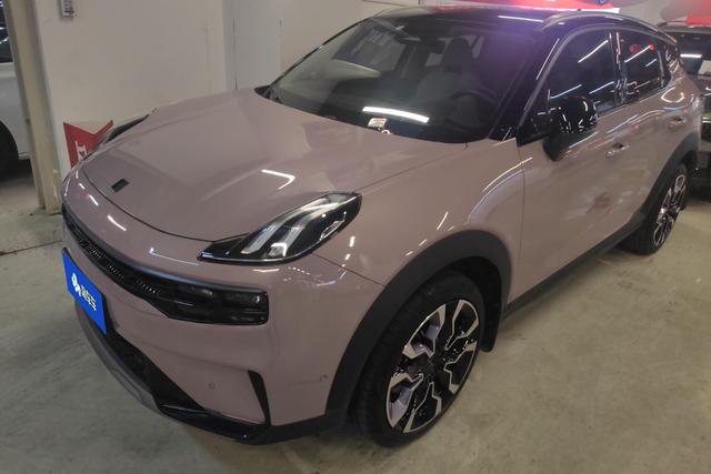 Lynk & Co 06 2021 года выпуска