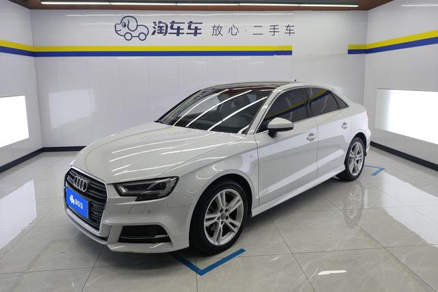 Audi A3 2019 года выпуска