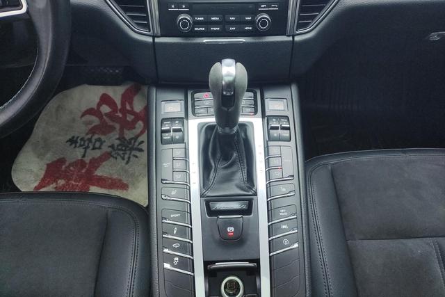 Porsche Macan id 3840930 из Китая 7