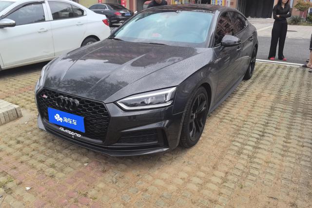 Audi A5 2019 года выпуска