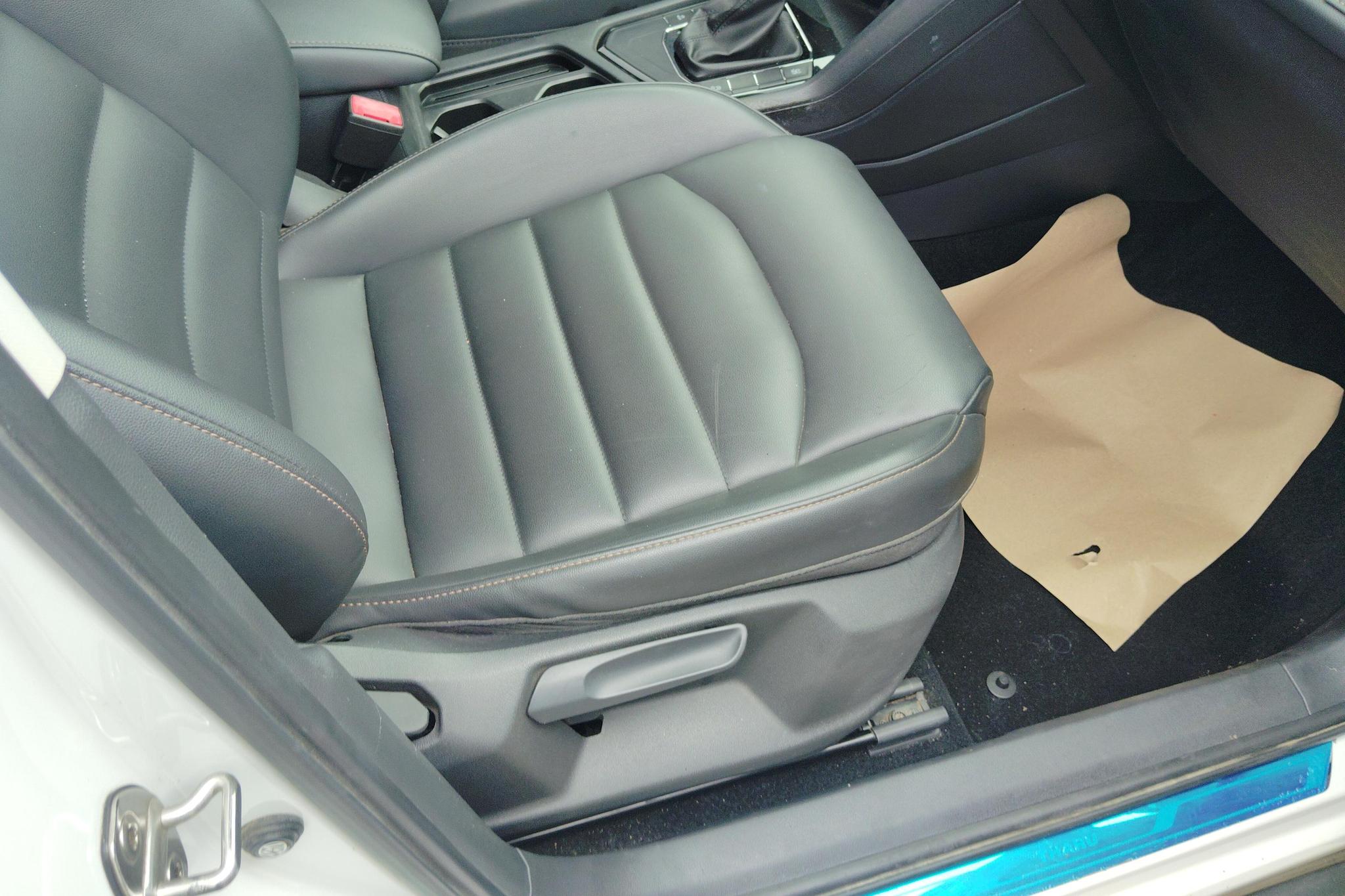 Volkswagen Tharu 2019 280TSI Luxury VI