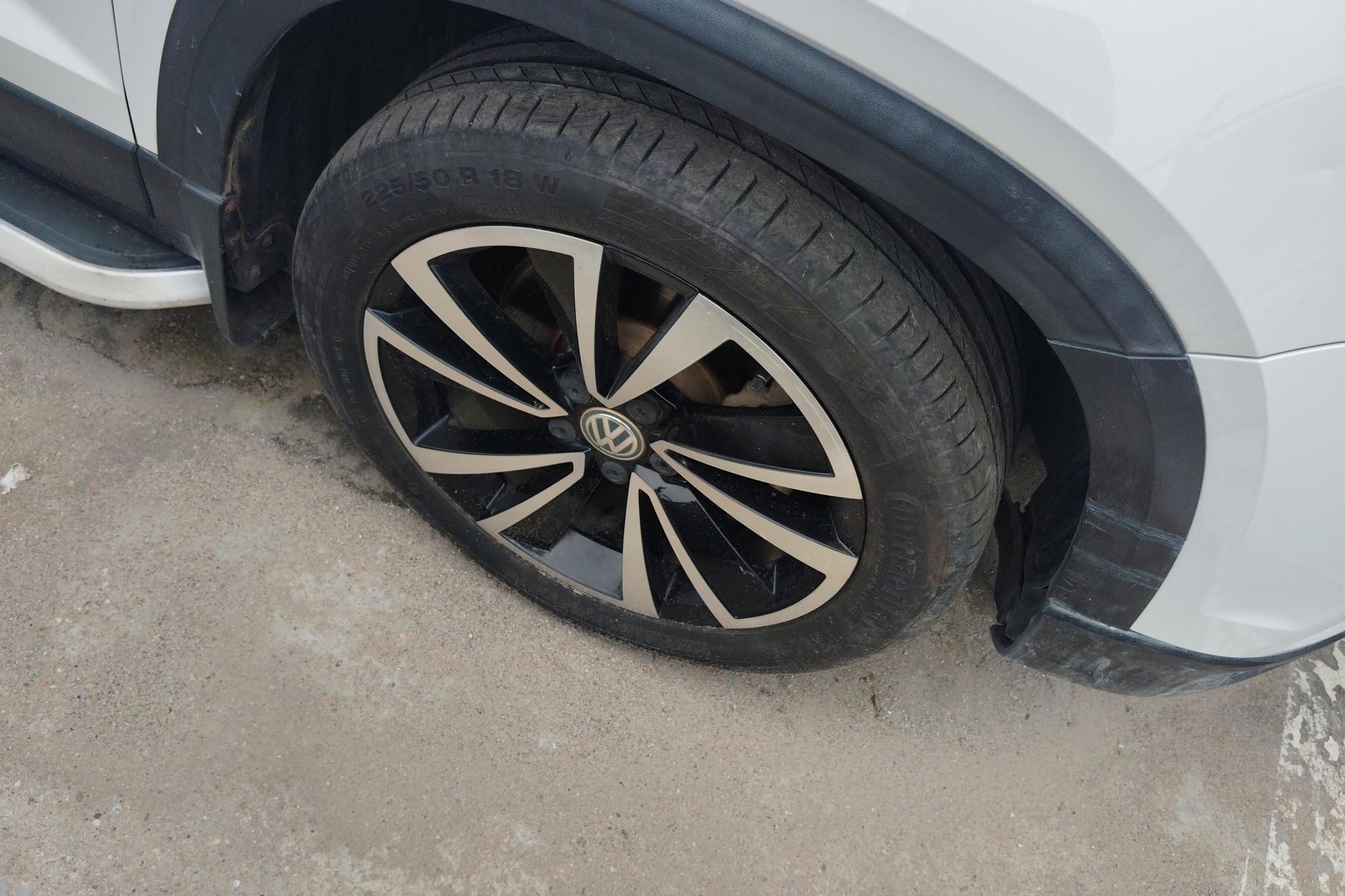Volkswagen Tharu 2019 280TSI Luxury VI