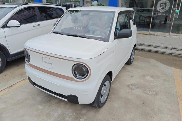 Geely LC 2024 года выпуска