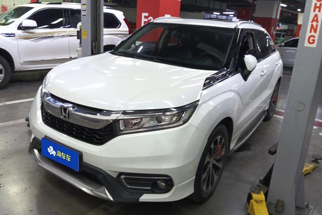 Honda Avancier 2017 года выпуска