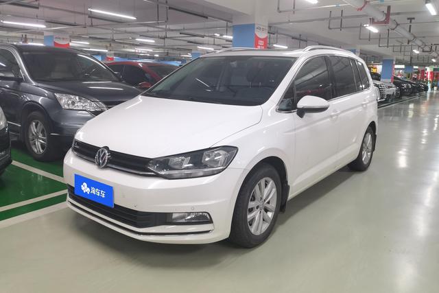 Volkswagen Touran 2018 года выпуска