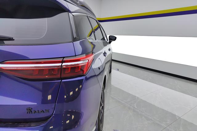 BYD SONG MAX EV 2022 — фото 12