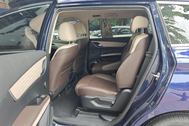 BYD SONG MAX EV 2022 — фото 15
