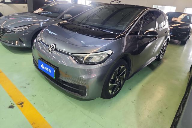 Volkswagen ID.3 2023 года выпуска
