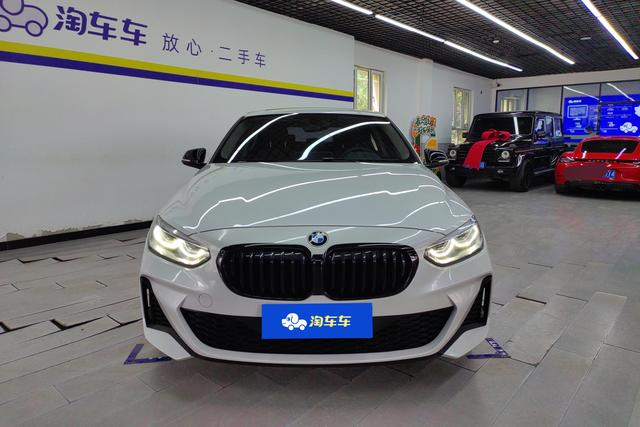 BMW 1 series 2021 Белый из Китая, фото 2