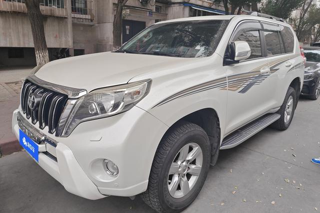 Toyota Land Cruiser Prado 2016 года выпуска