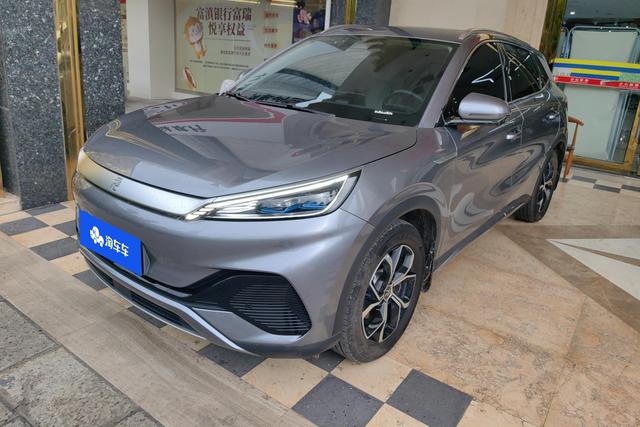 BYD Yuan 2024 года выпуска