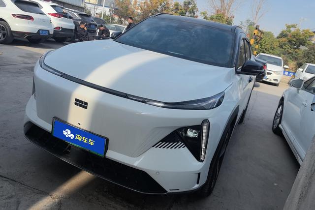 Geely Galaxy L7 2023 года выпуска