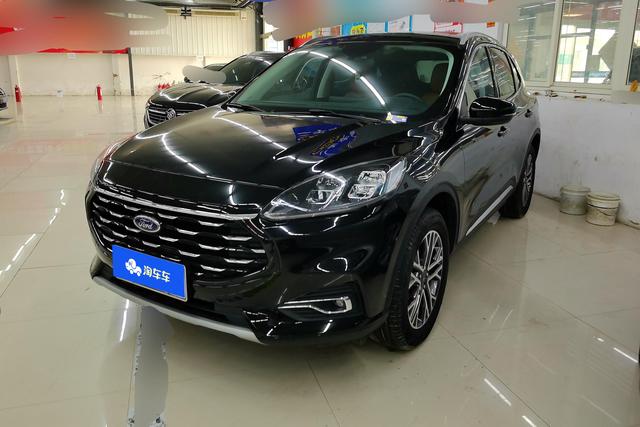 Ford Escape 2020 года выпуска