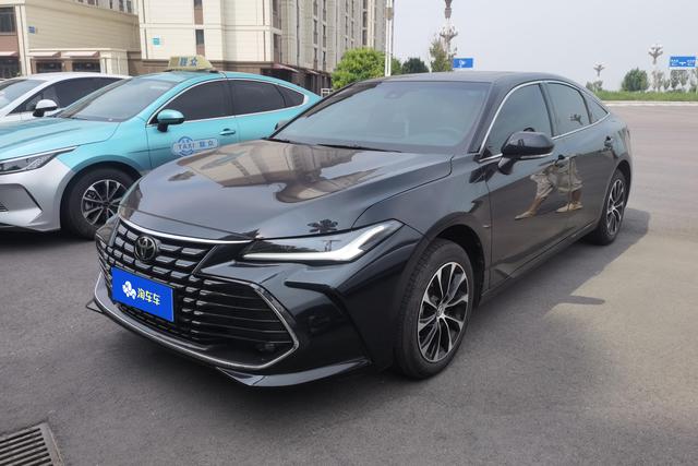Toyota Avalon 2022 года выпуска