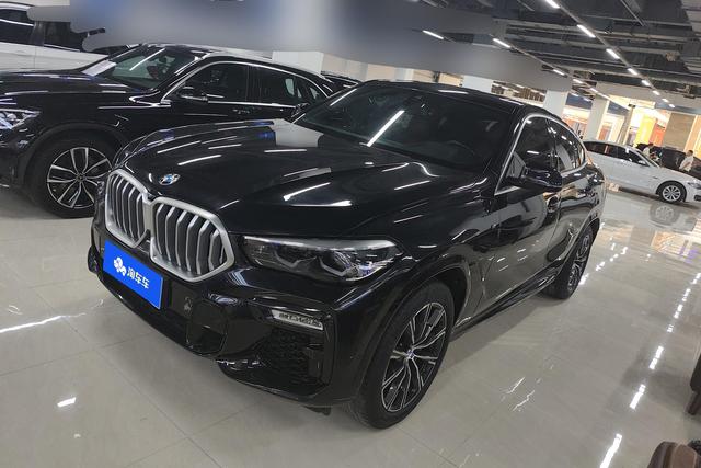 BMW X6 M 2020 года выпуска