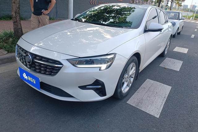 Buick Regal 2023 года выпуска