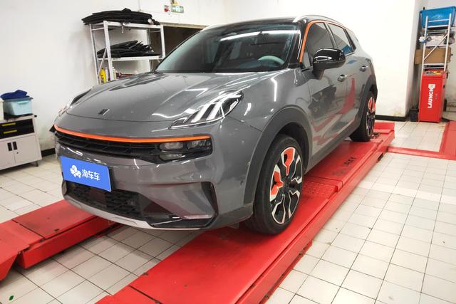 Lynk & Co 06 2020 года выпуска