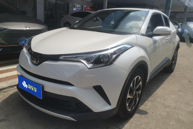 Toyota C-HR 2020 года выпуска
