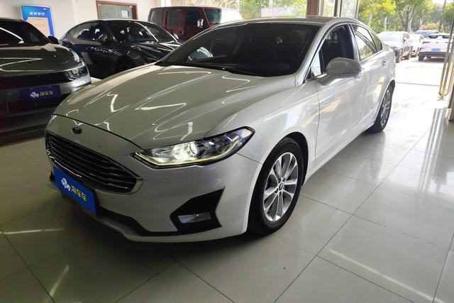 Ford Mondeo 2020 года выпуска