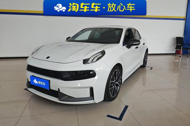 Lynk & Co 03 2022 года выпуска