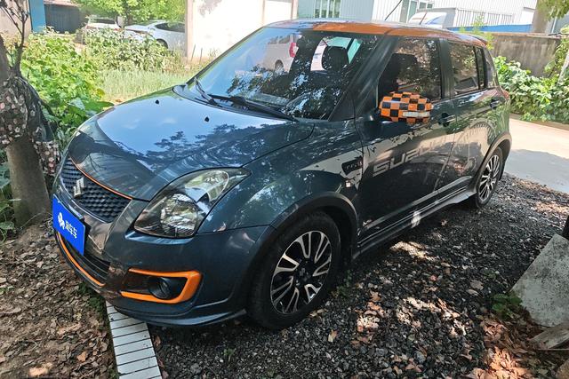 Suzuki Swift 2016 года выпуска