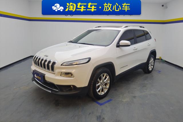 Jeep Cherokee 2017 года выпуска