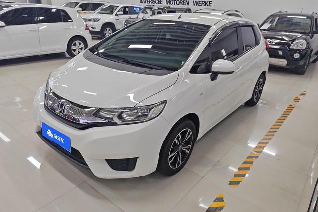 Honda Fit 2014 года выпуска