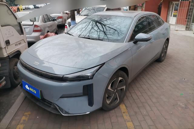 Geely Galaxy L6 2024 года выпуска