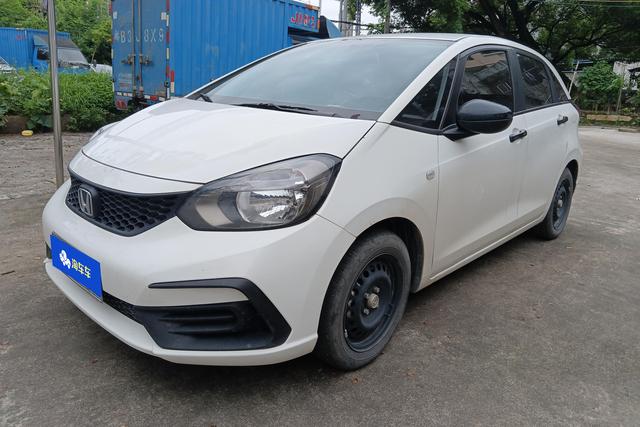 Honda Fit 2021 года выпуска