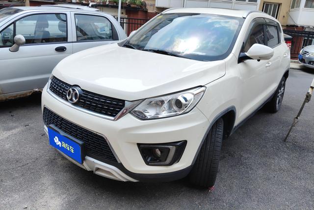 BAIC Beijing X3 2016 года выпуска
