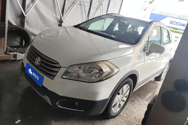 Suzuki SX4 2014 года выпуска