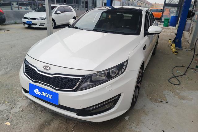 Kia K5 2012 года выпуска