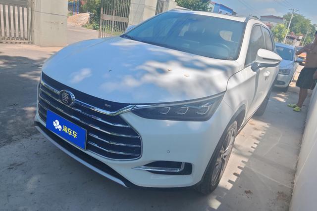 BYD Tang 2018 года выпуска