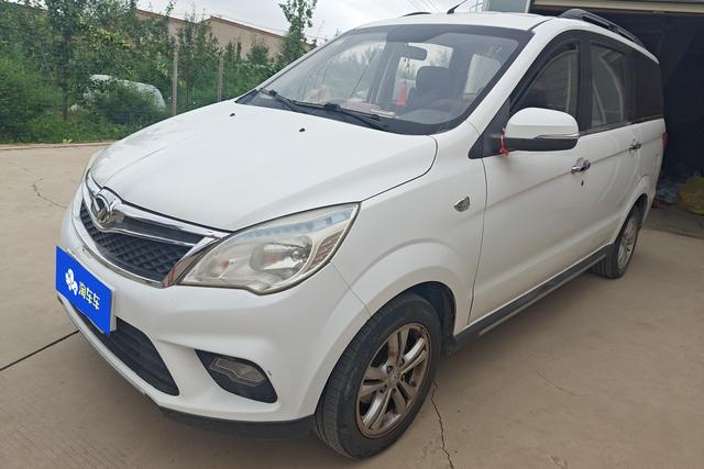BAIC Huansu H2 2015 года выпуска