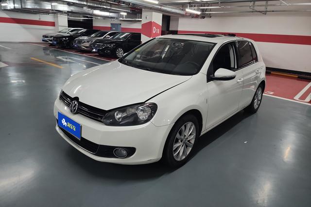Volkswagen e Golf 2012 года выпуска