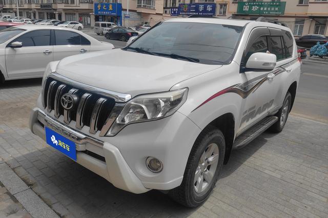 Toyota Land Cruiser Prado 2015 года выпуска