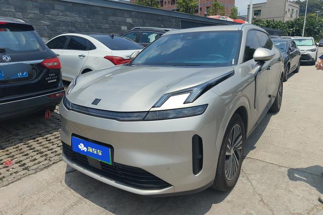 Lynk & Co 08 2025 года выпуска