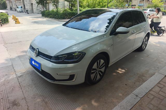 Volkswagen e Golf 2019 года выпуска