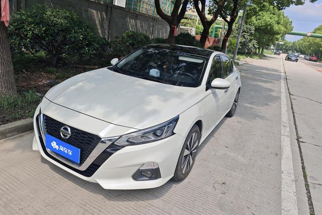 Nissan Altima 2021 года выпуска